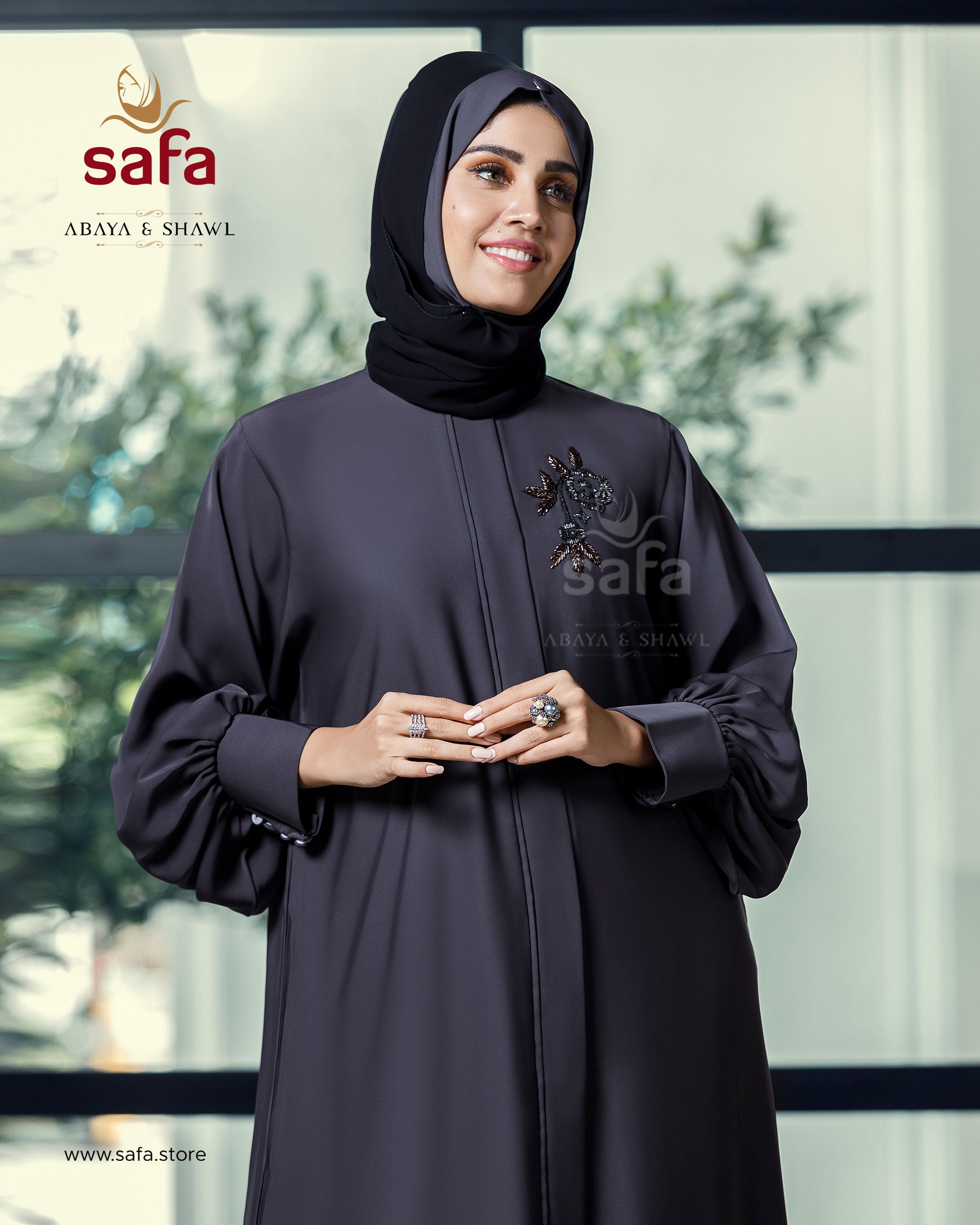 Handwork ruffle sleeve abaya