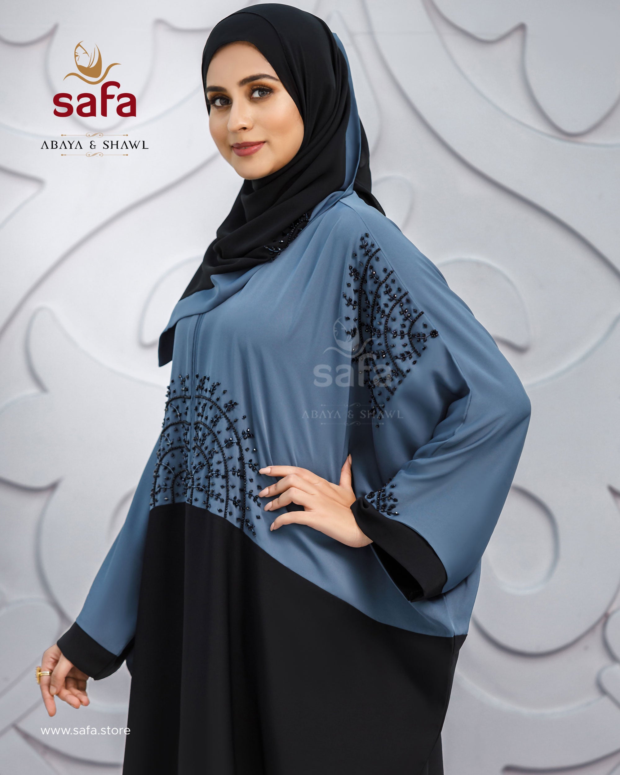 Kaftan abaya with handwork